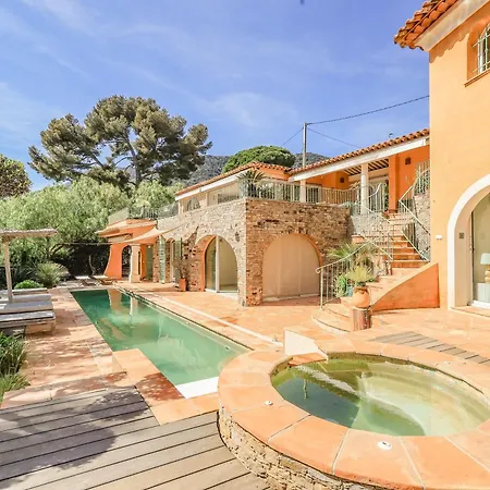 Les Pins 빌라